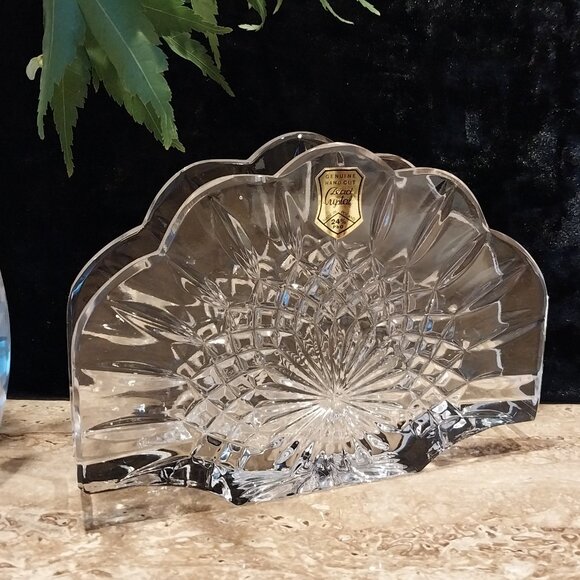 Crystal Scalloped Vintage Napkin Holder - Picture 1 of 7
